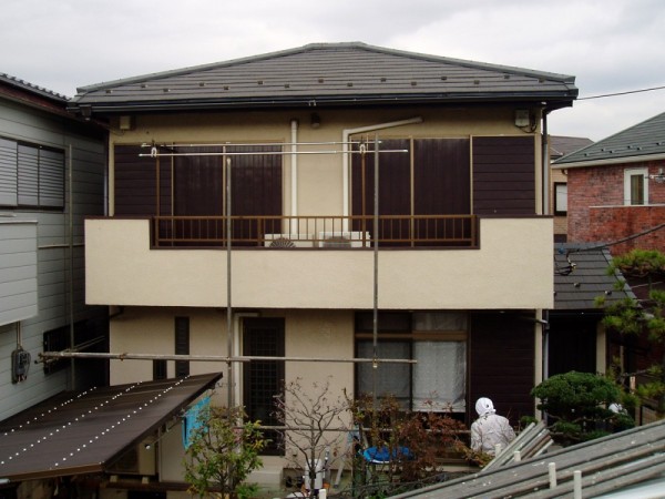 外壁・屋根塗装の施工例・施工前（藤沢市）